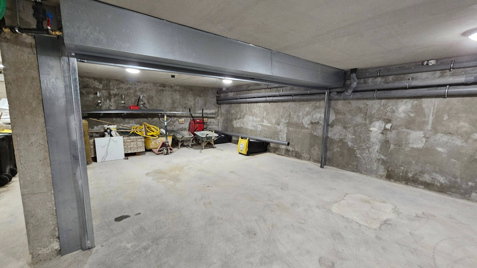 Image_2, Parking, Tremblay-en-France, ref :BOX P