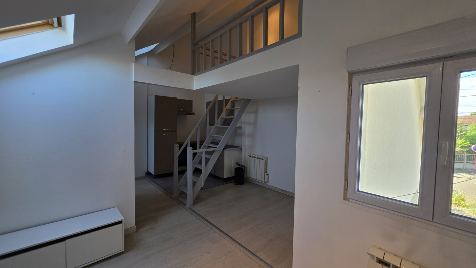 Image_25, Maison, Bondy, ref :030